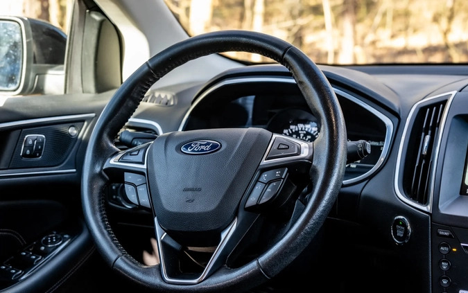 Ford EDGE cena 86000 przebieg: 112000, rok produkcji 2019 z Poddębice małe 211